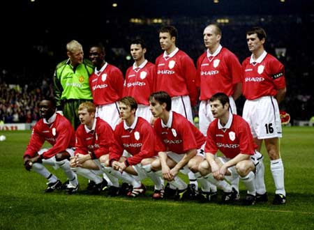 仅展现了两 仅展现了两